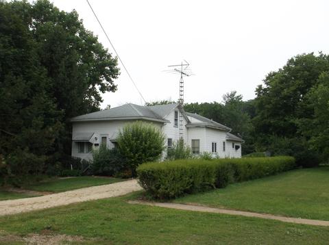 104 S Main St, Dover, IL 61323 photo 1