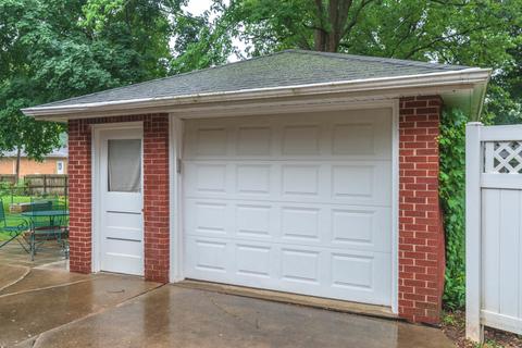 1111 W Hovey Ave, Normal, IL 61761 photo 4
