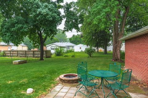 1111 W Hovey Ave, Normal, IL 61761 photo 5
