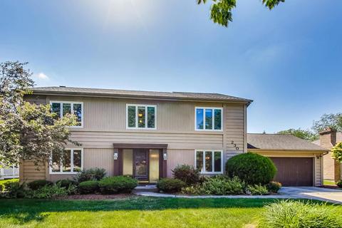 230 Old Forge Rd, Elgin, IL 60123 photo 1
