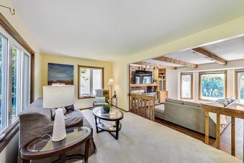 230 Old Forge Rd, Elgin, IL 60123 photo 2