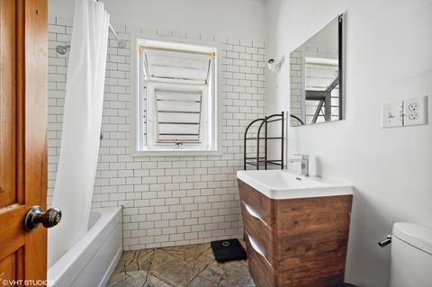 3423 W Cortland St, Chicago, IL 60647 photo 10