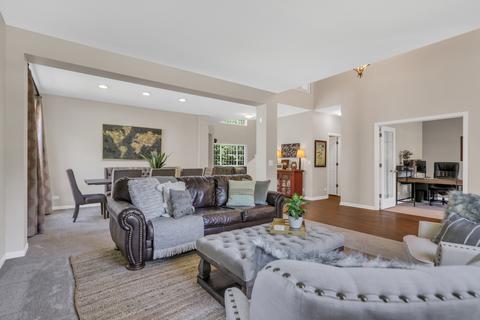 687 Aster Dr, Gurnee, IL 60031 photo 9