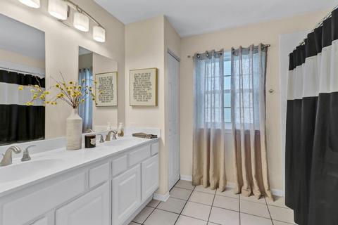 687 Aster Dr, Gurnee, IL 60031 photo 39