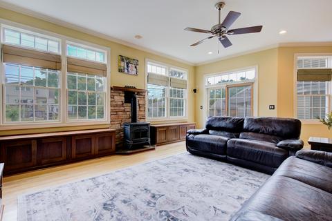 968 Walter Ave, Des Plaines, IL 60016 photo 9