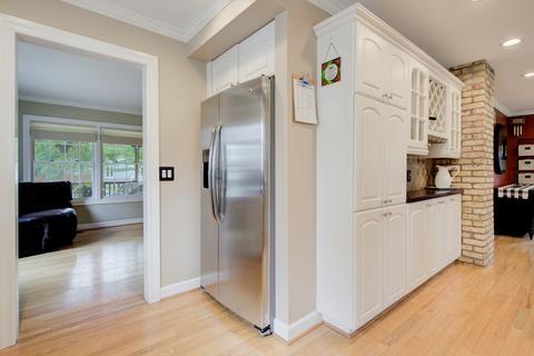 968 Walter Ave, Des Plaines, IL 60016 photo 5