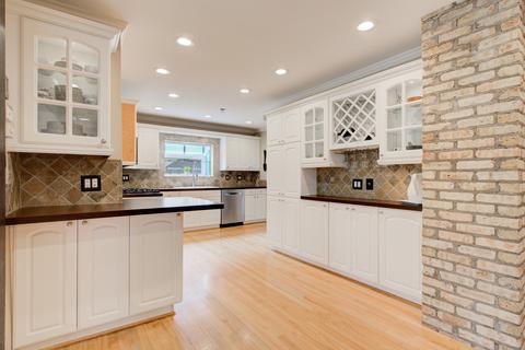 968 Walter Ave, Des Plaines, IL 60016 photo 3