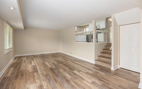 114 Honeysuckle Ct #122, Rolling Meadows, IL 60008 photo 10