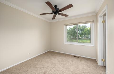 114 Honeysuckle Ct #122, Rolling Meadows, IL 60008 photo 18