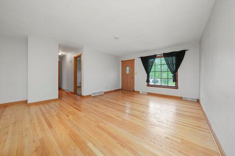 1101 Obrien St, Harvard, IL 60033 photo 12