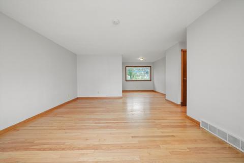 1101 Obrien St, Harvard, IL 60033 photo 16
