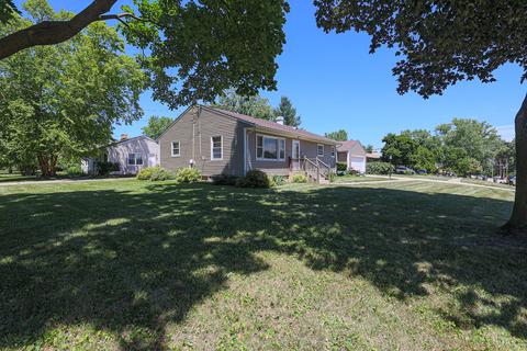842 Morgan St, Elgin, IL 60123 photo 22