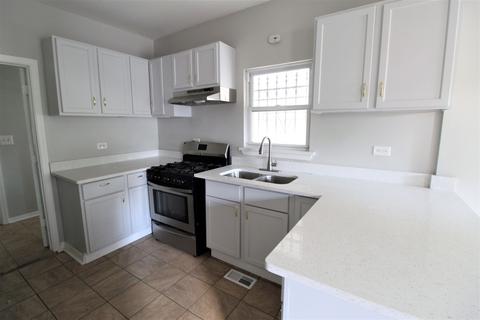 7525 W 62 Pl, Summit, IL 60501 photo 12