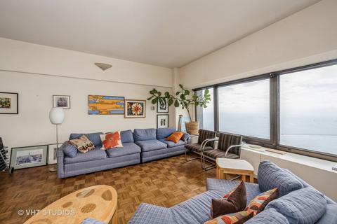 175 E Delaware Pl #4515, Chicago, IL 60611 photo 6