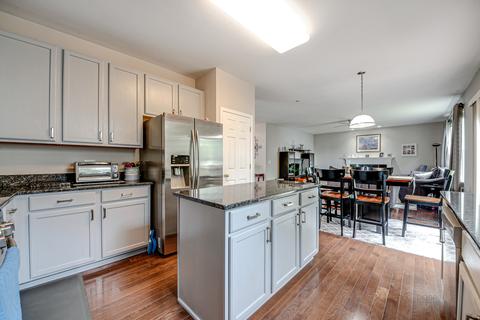 1585 Maureen Dr, Hoffman Estates, IL 60192 photo 17