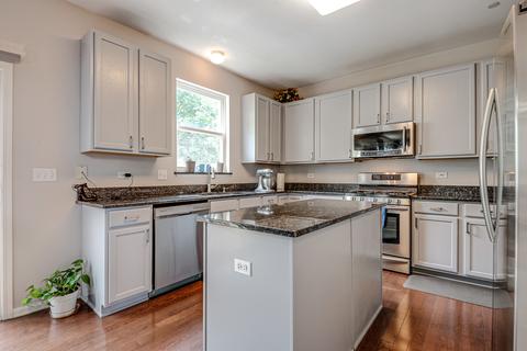 1585 Maureen Dr, Hoffman Estates, IL 60192 photo 14