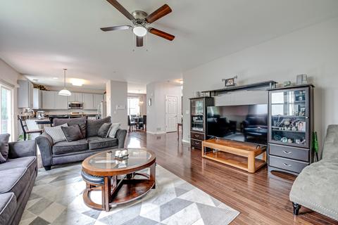 1585 Maureen Dr, Hoffman Estates, IL 60192 photo 11