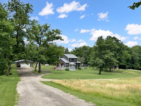 8932 E Felts Rd, Davis, IL 61019 photo 3