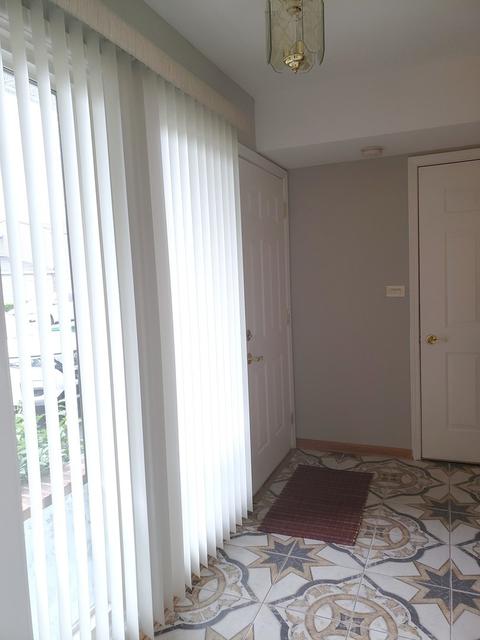 413 Harmony Dr, Wheeling, IL 60090 photo 2