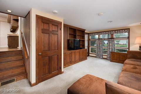 910 Emerald Dr, Naperville, IL 60540 photo 14