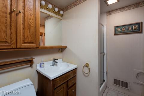 910 Emerald Dr, Naperville, IL 60540 photo 16