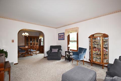 1250 Mettel Rd, Aurora, IL 60505 photo 7