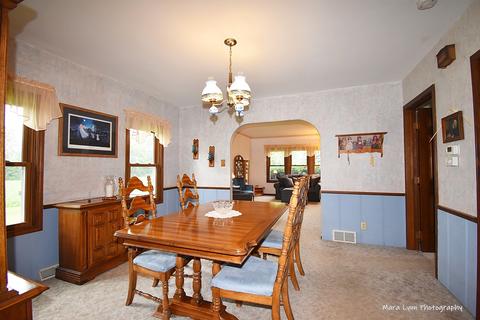 1250 Mettel Rd, Aurora, IL 60505 photo 9