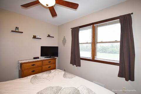 1250 Mettel Rd, Aurora, IL 60505 photo 33