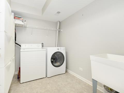 4240 Drexel Ave, Aurora, IL 60504 photo 28