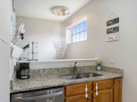 4240 Drexel Ave, Aurora, IL 60504 photo 4