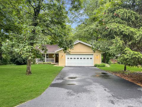15650 E Timberlane Dr, Davis Junction, IL 61020 photo 2