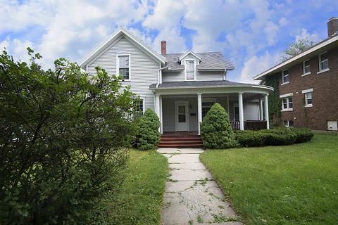204 E Diggins St, Harvard, IL 60033 photo 3