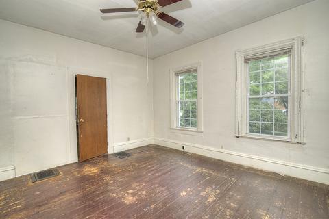 204 E Diggins St, Harvard, IL 60033 photo 10