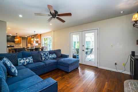 2476 Lakeside Dr, Aurora, IL 60504 photo 9