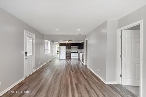 3605 Bobolink Ln, Rolling Meadows, IL 60008 photo 9