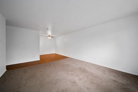 1500 Robin Cir #213, Hoffman Estates, IL 60169 photo 5