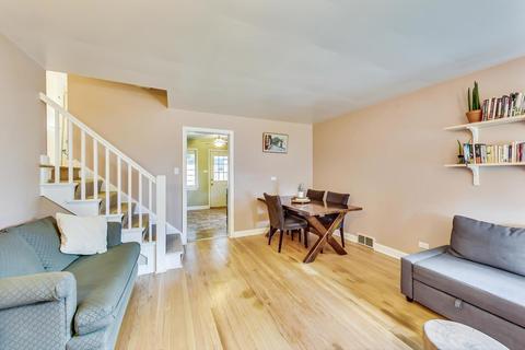 3106 Ruby St, Franklin Park, IL 60131 photo 2
