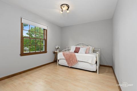 240 Knoll St, Wheaton, IL 60187 photo 16