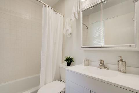 305 E Indiana St, Wheaton, IL 60187 photo 14