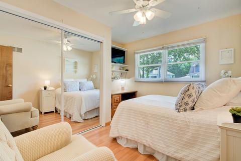305 E Indiana St, Wheaton, IL 60187 photo 18