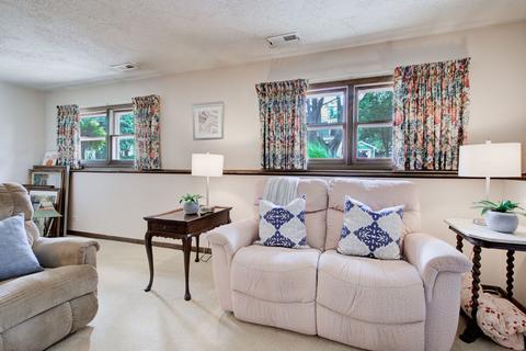 305 E Indiana St, Wheaton, IL 60187 photo 11