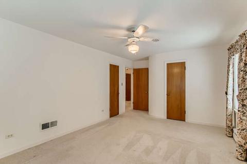 352 S Commonwealth Ave, Elgin, IL 60123 photo 14