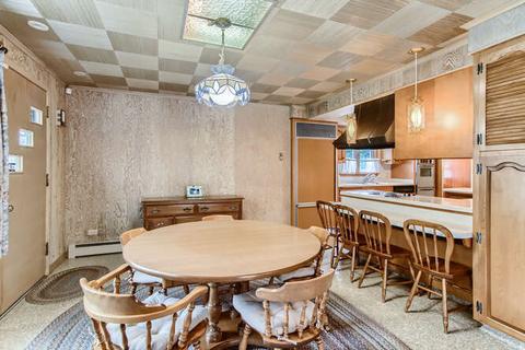 352 S Commonwealth Ave, Elgin, IL 60123 photo 6