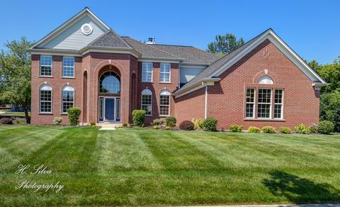 420 Brookside Ave, Algonquin, IL 60102 photo 1