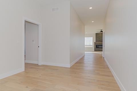 1252 Silver Oak Cir, Normal, IL 61761 photo 22