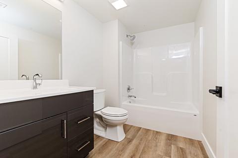1252 Silver Oak Cir, Normal, IL 61761 photo 41