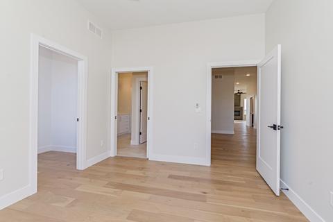 1252 Silver Oak Cir, Normal, IL 61761 photo 24