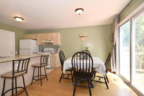 1325 Summersweet Ln, Bartlett, IL 60103 photo 6