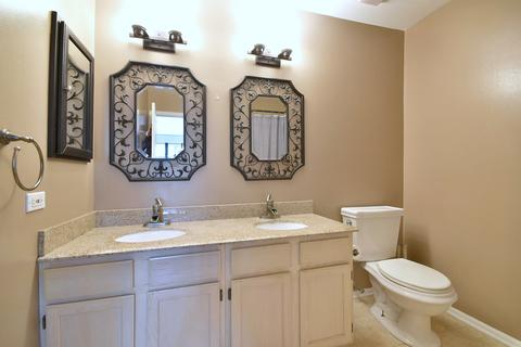 1325 Summersweet Ln, Bartlett, IL 60103 photo 18
