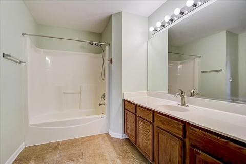 241 Boulder Ct, Gilberts, IL 60136 photo 15